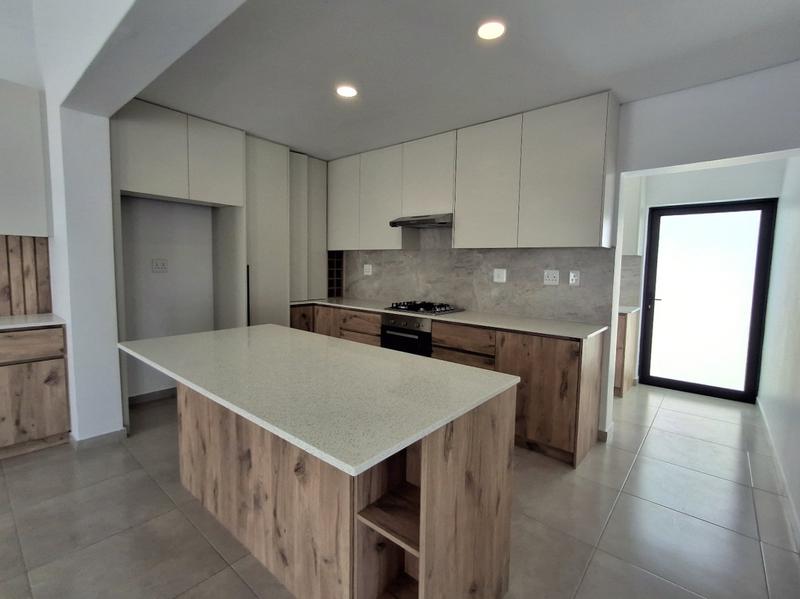 3 Bedroom Property for Sale in Britannia Bay Western Cape